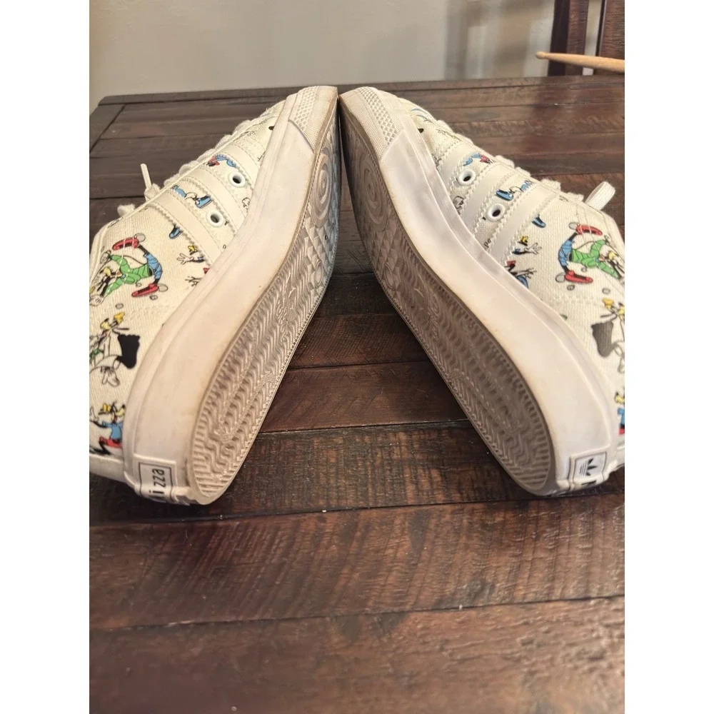 Adidas Disney x Nizza Sport Goofy Pack - White. Size 9.5 Men/ 11 W